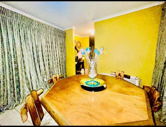 3 BEDROOM HOUSE FOR SALE IN VANDERBIJLPARK CE 4